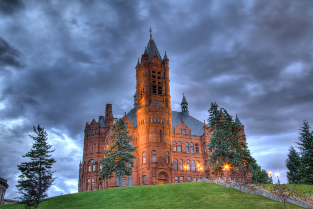 Syracuse University is partnering with Twitch to offer an esports and ...