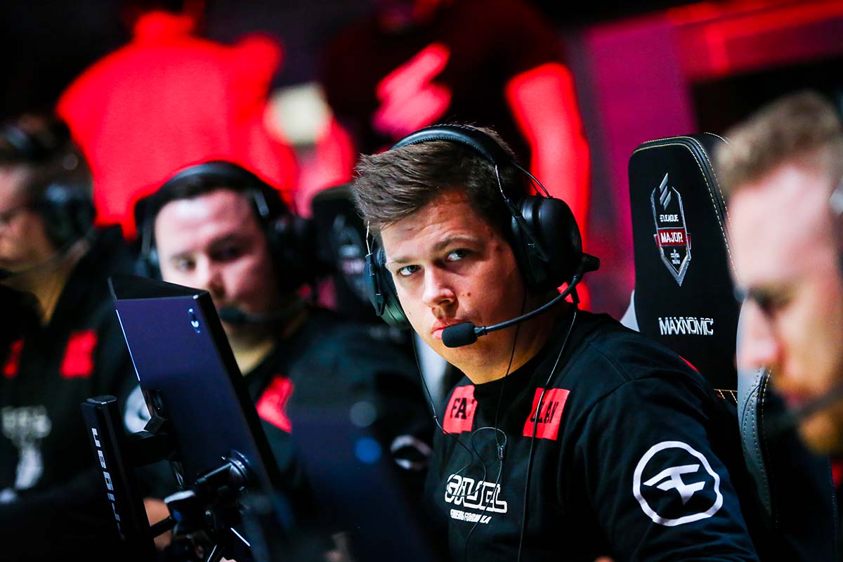 https://dotesports-media.nyc3.cdn.digitaloceanspaces.com/wp-content/uploads/2018/12/16090946/0000_27564_008_5786_cc.jpg