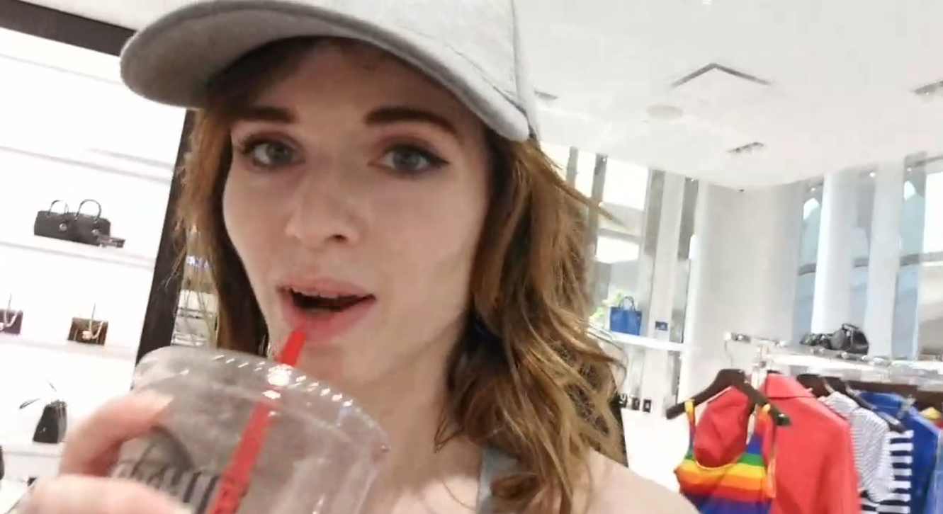 Streamer Amouranth appears to break Twitch's Terms of ...